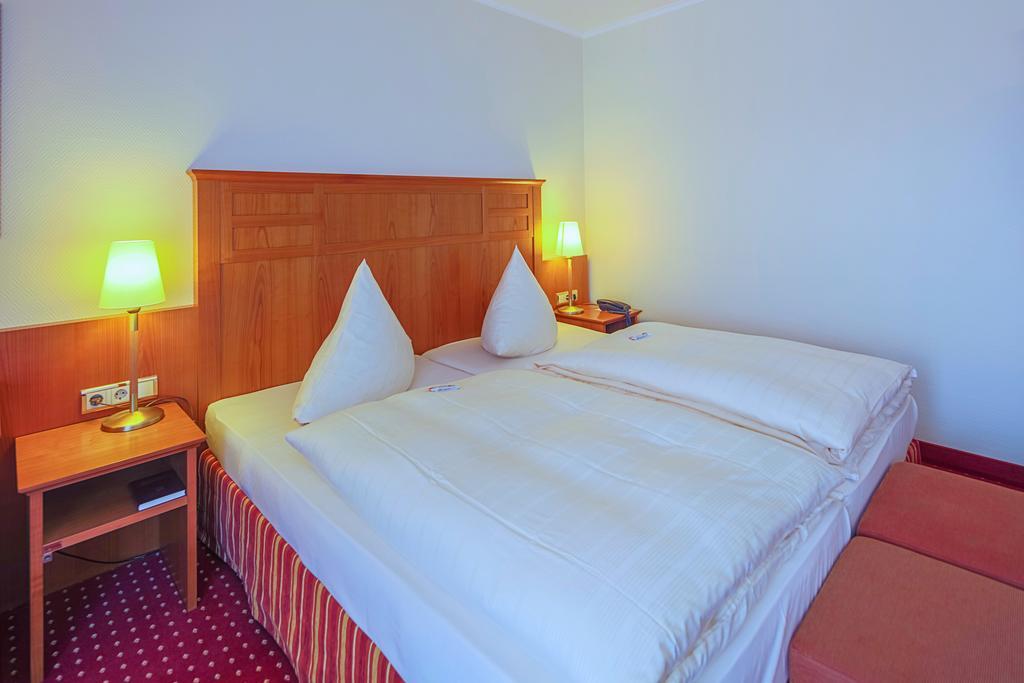 Hotel-Restaurant Kunz Pirmasens Kültér fotó