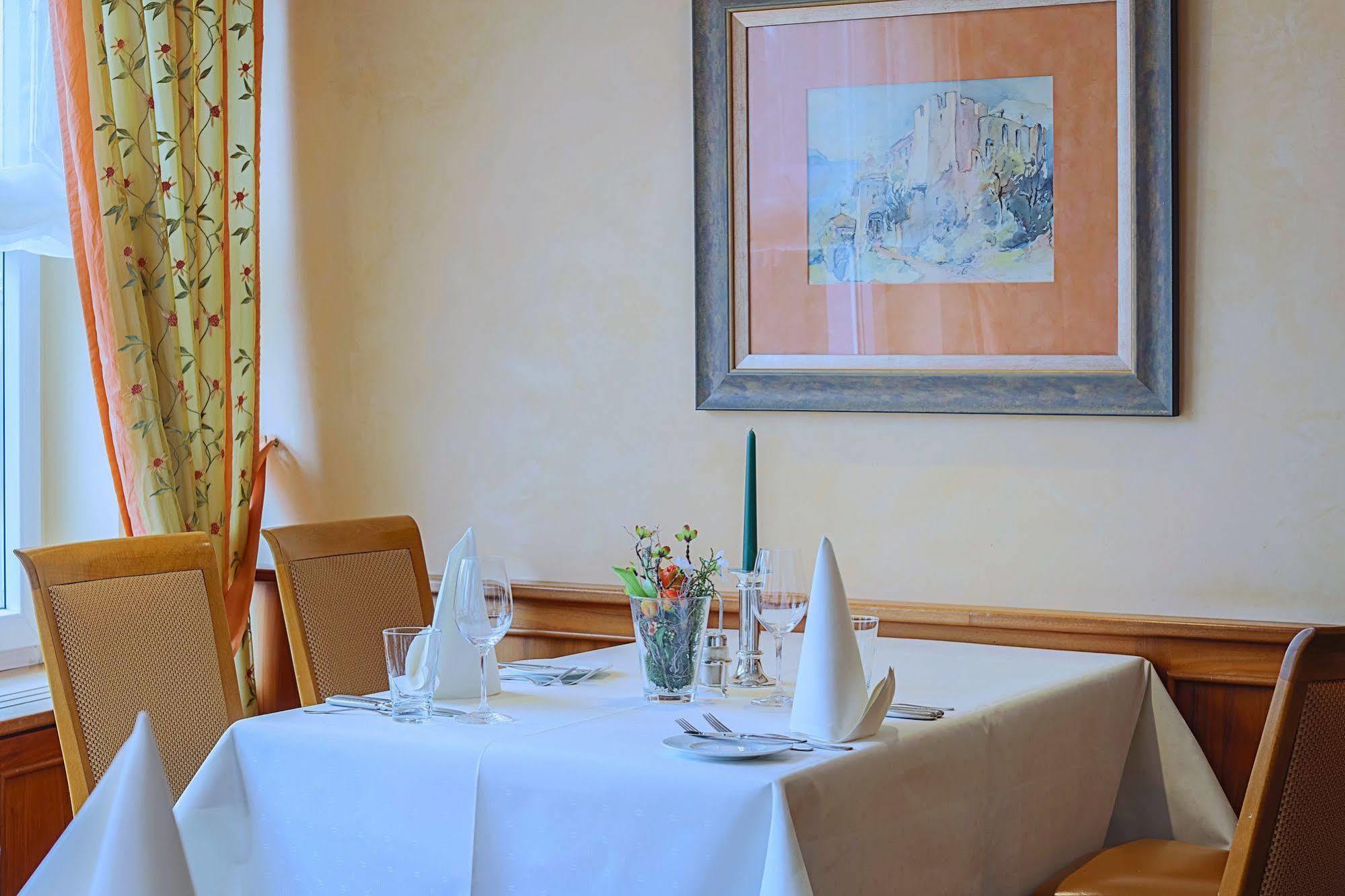 Hotel-Restaurant Kunz Pirmasens Kültér fotó