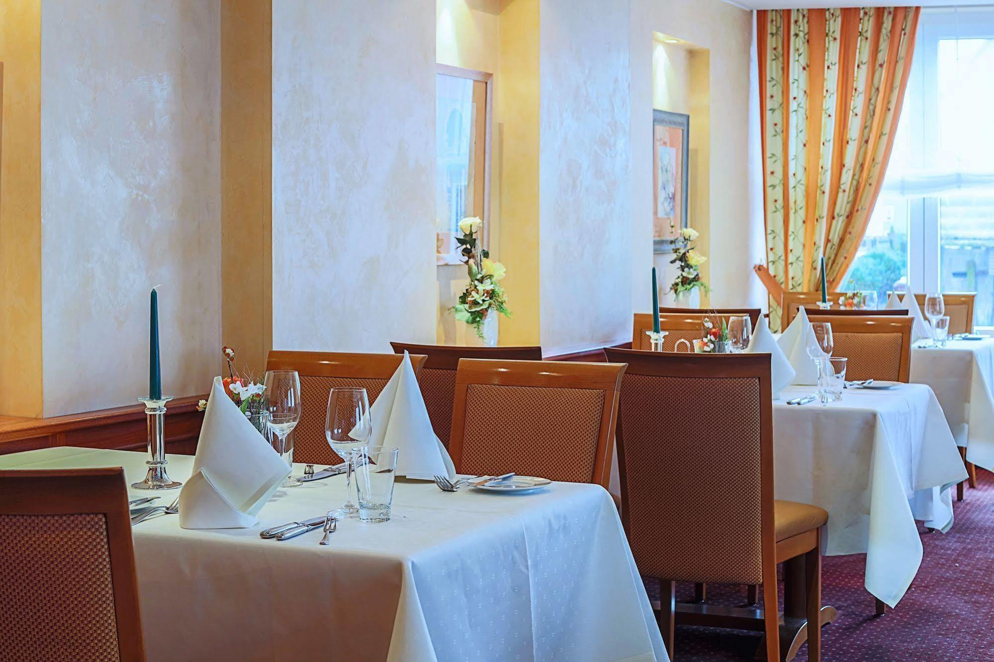Hotel-Restaurant Kunz Pirmasens Kültér fotó